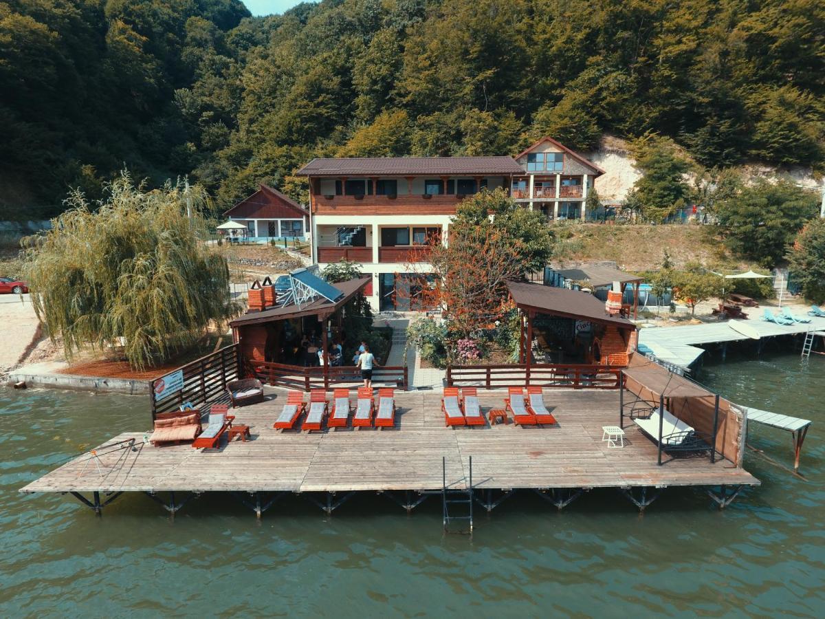 ホテル Casa Camelia ドゥボバ エクステリア 写真